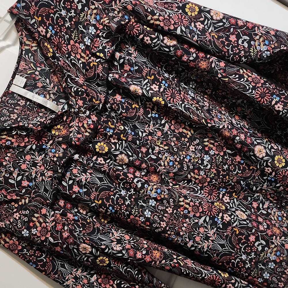 LC Lauren Conrad L US Floral Peasant Bell Sleeve Blouse Button Top